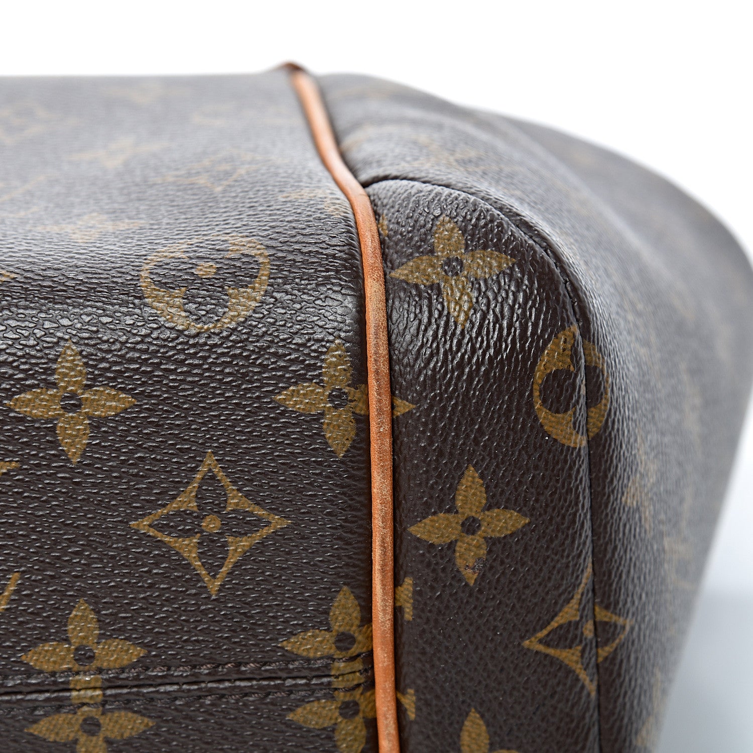 Louis Vuitton Monogram Totally PM 16 of 31