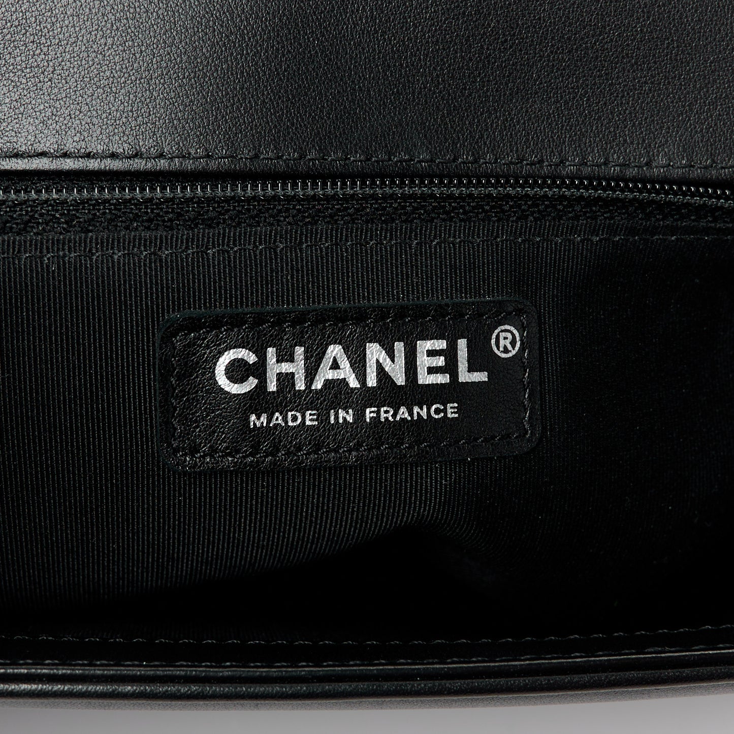 Calfskin Quilted New Medium Boy Flap So Black