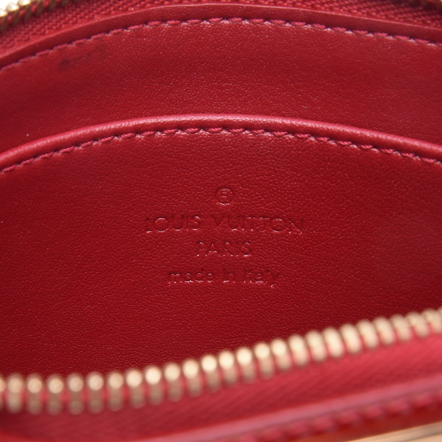 Louis Vuitton Vernis Trousse Cosmetic Pouch Pomme D'Amour 6 of 9
