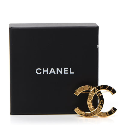 Chanel Metal Paris Button CC Large Brooch Gold 5 of 5