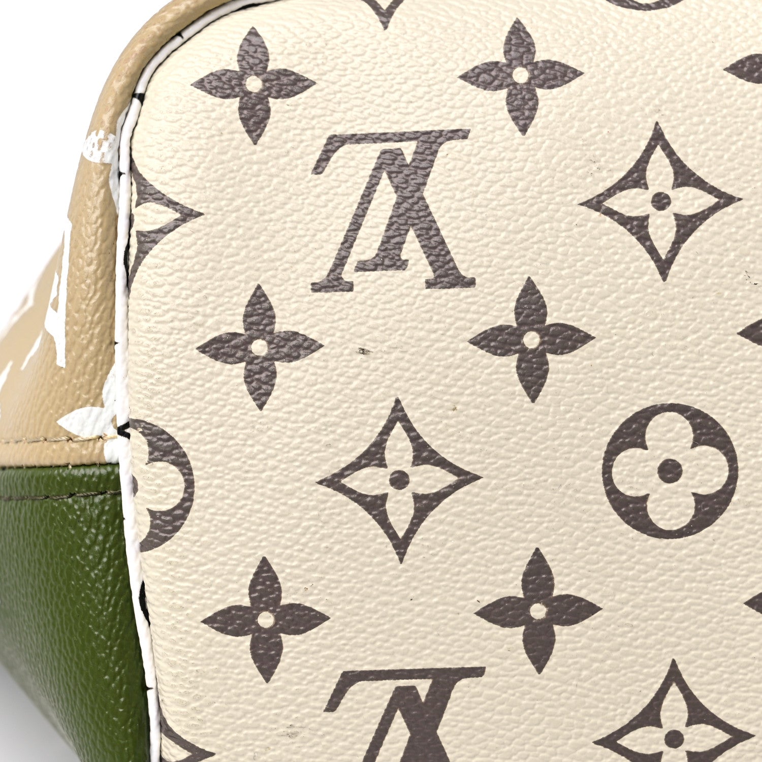 Louis Vuitton Monogram Giant Neverfull MM Kaki 16 of 17