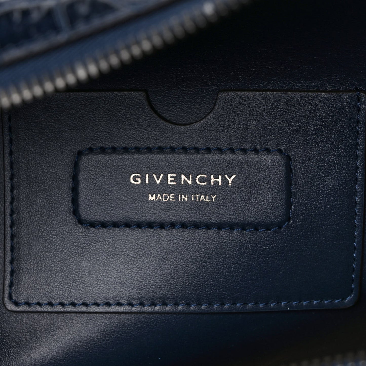 Calfskin Crocodile Embossed Medium Soft Antigona Navy