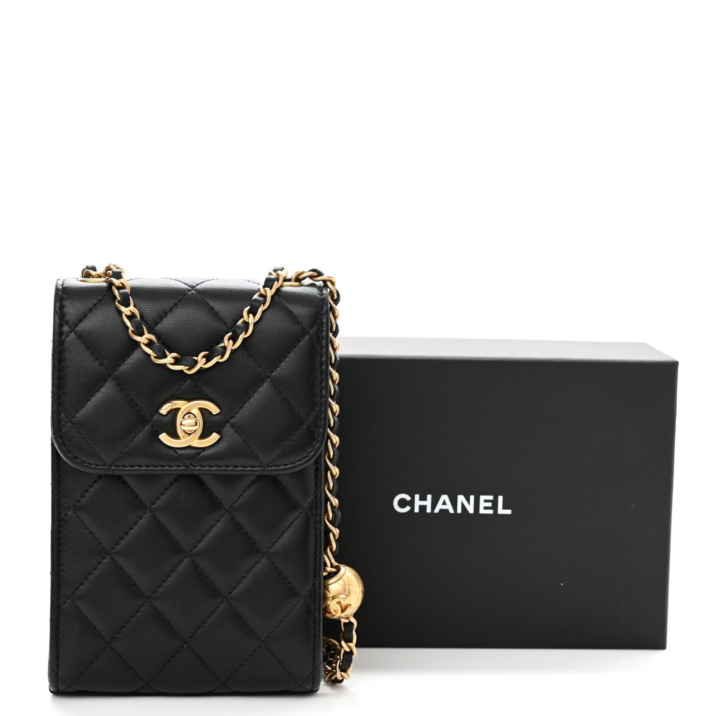 Lambskin Quilted Pearl Crush Phone Holder With Chain Black