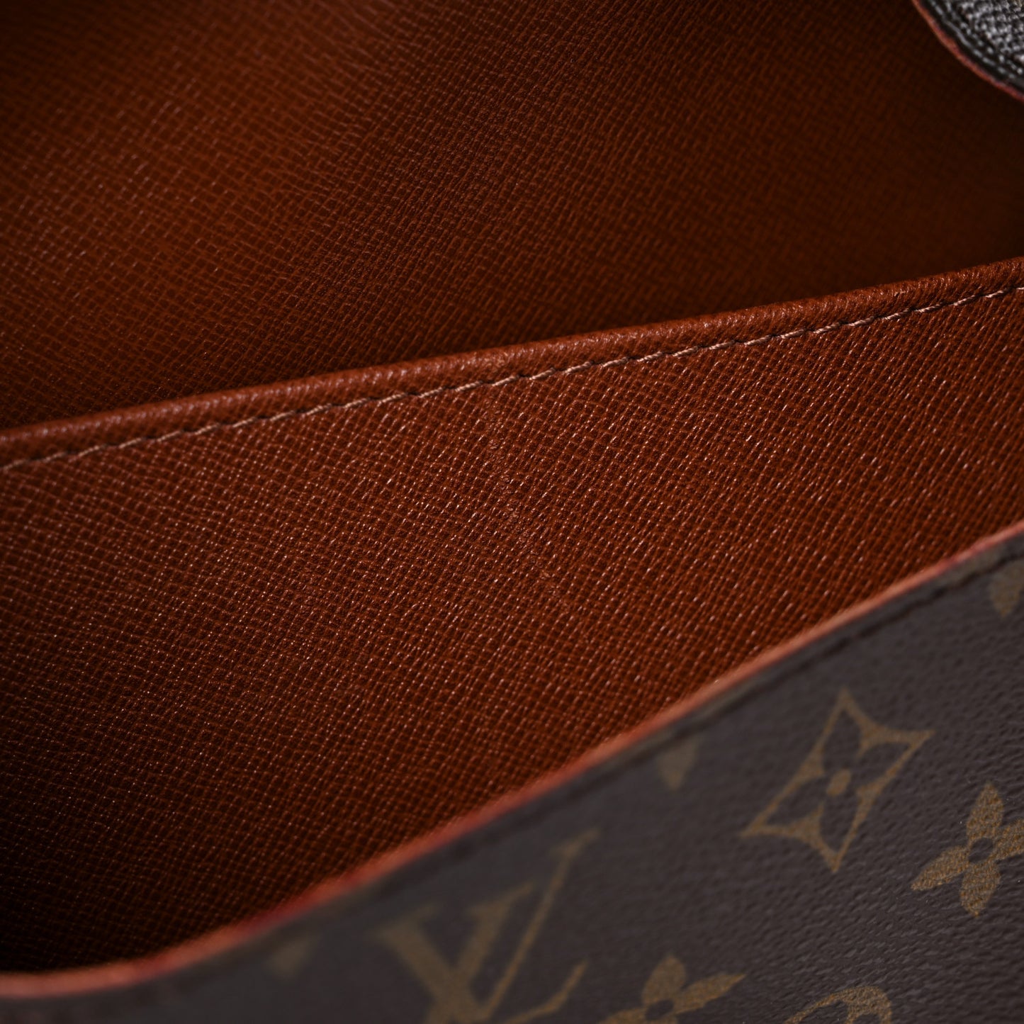 Monogram Cartouchiere 22