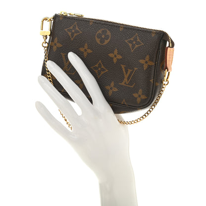Louis Vuitton Monogram Mini Pochette Accessories 3 of 10