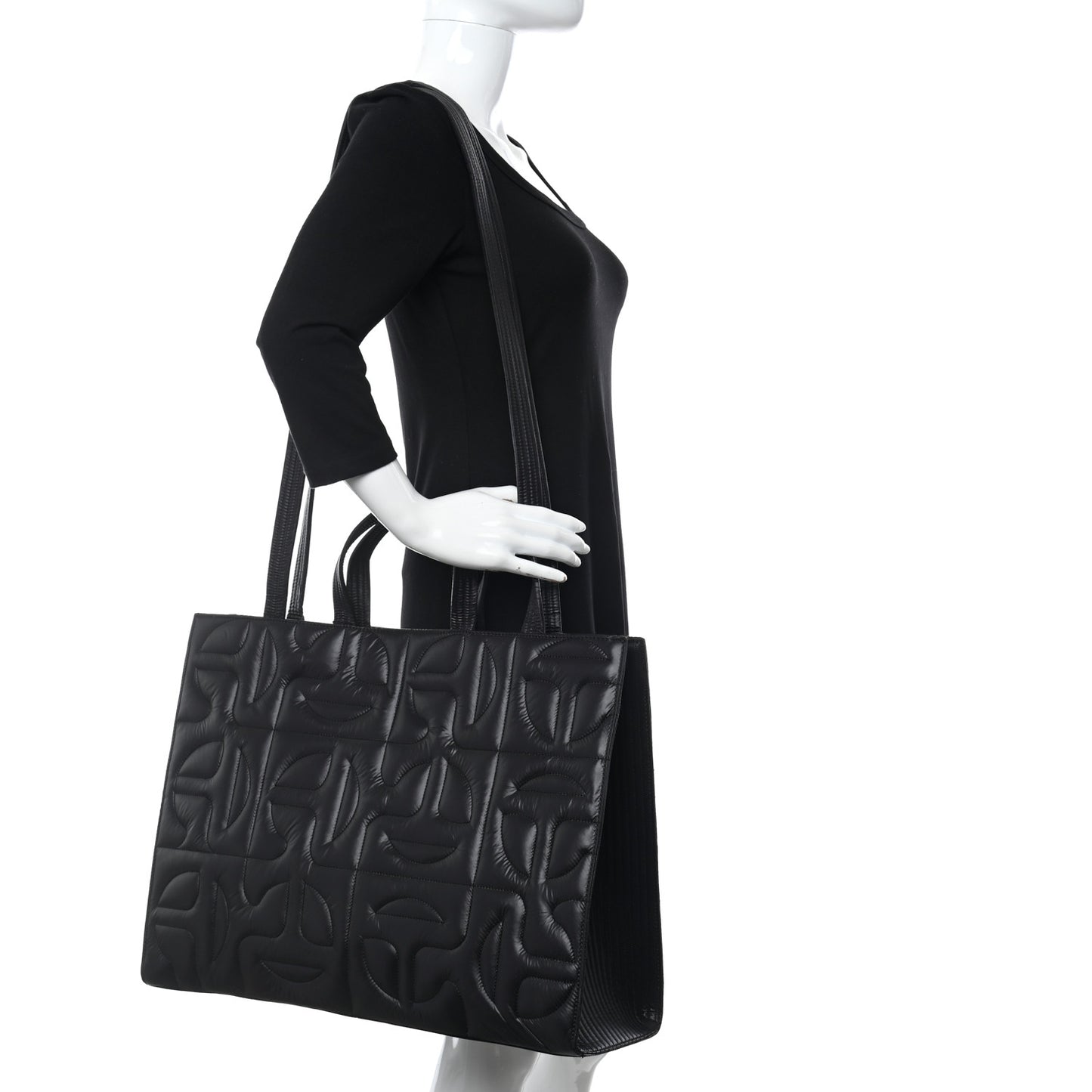x MOOSE KNUCKLES Nylon Quilted Large Shopping Bag Black