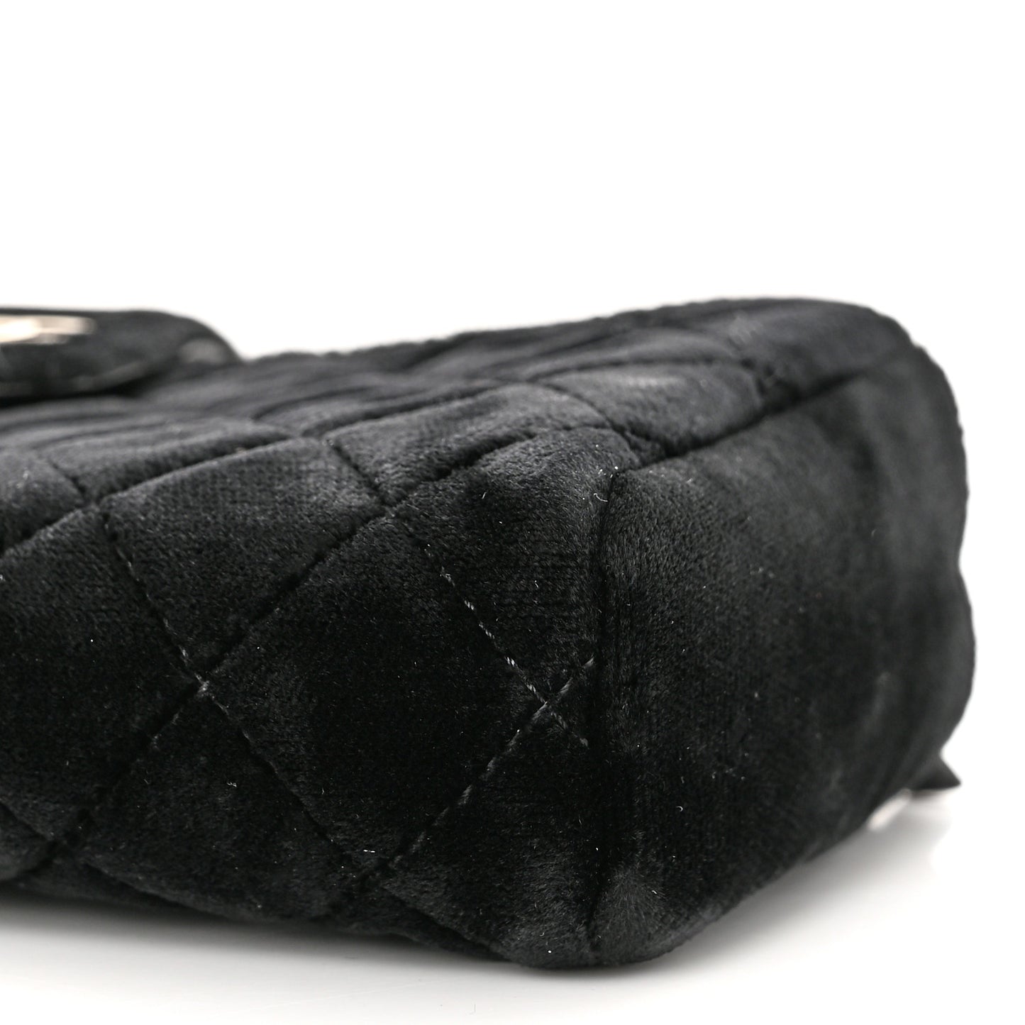 Velvet Quilted Small Clutch With Chain Black