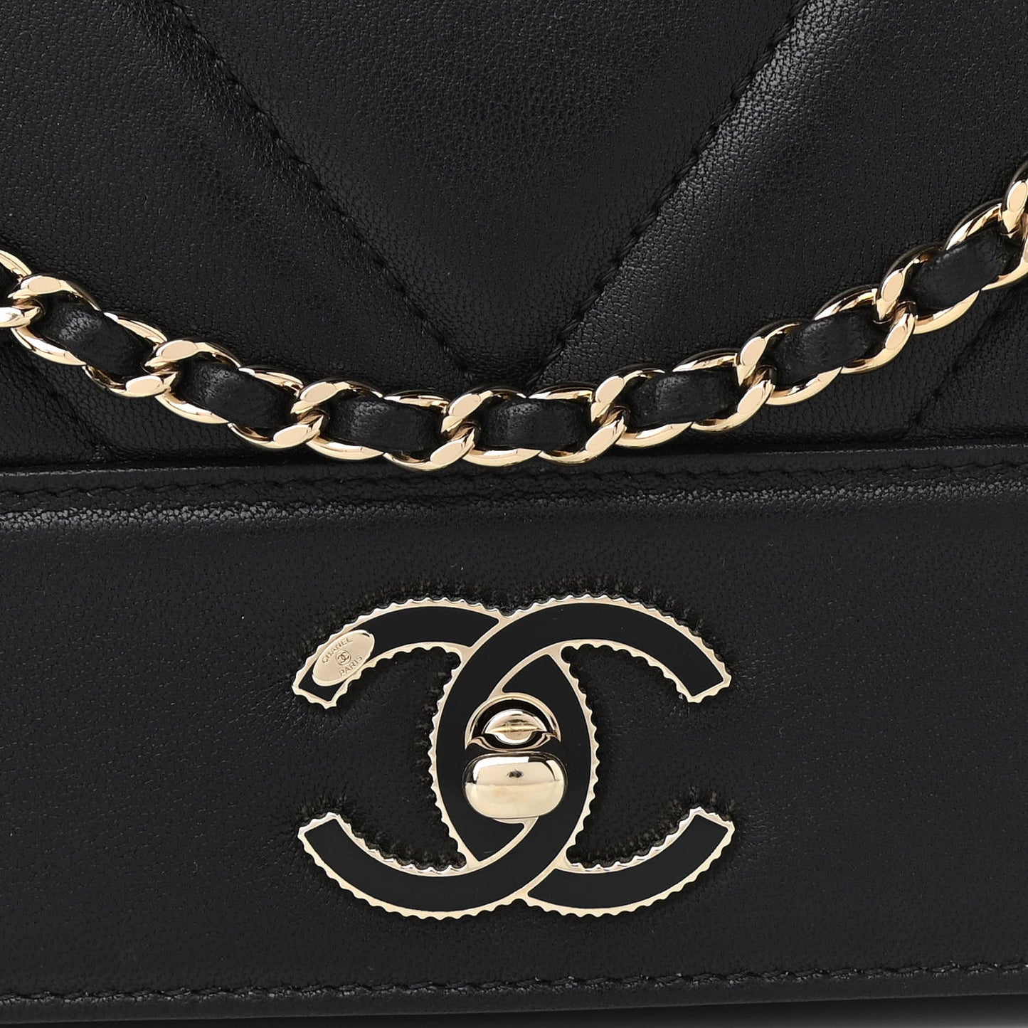 Sheepskin Chevron Quilted Medium Vintage Mademoiselle Flap Black