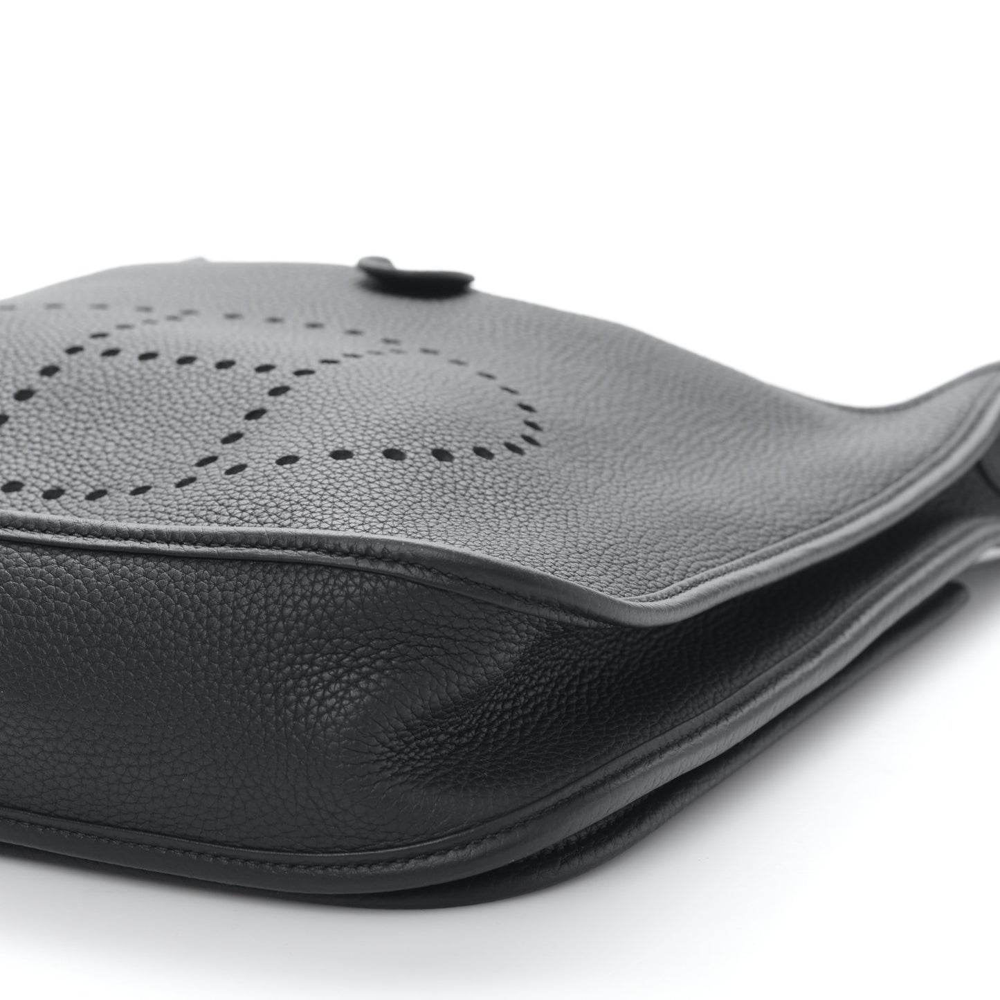 Taurillon Clemence Evelyne III PM Black