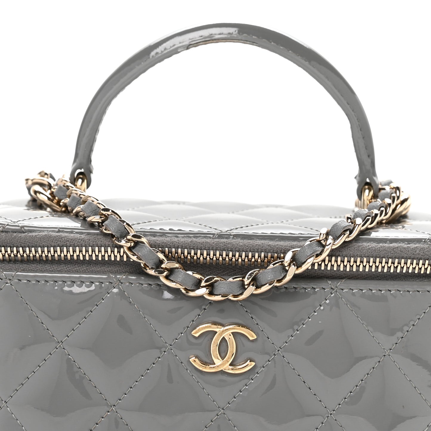 Patent Quilted Quilted Small Top Handle Vanity Case With Chain Grey
