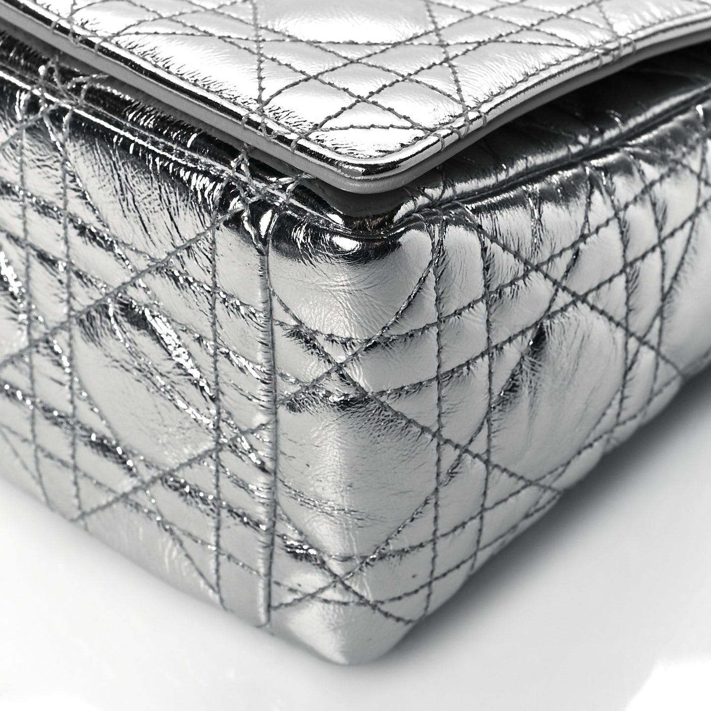 Metallic Calfskin Cannage Medium Caro Bag Argent