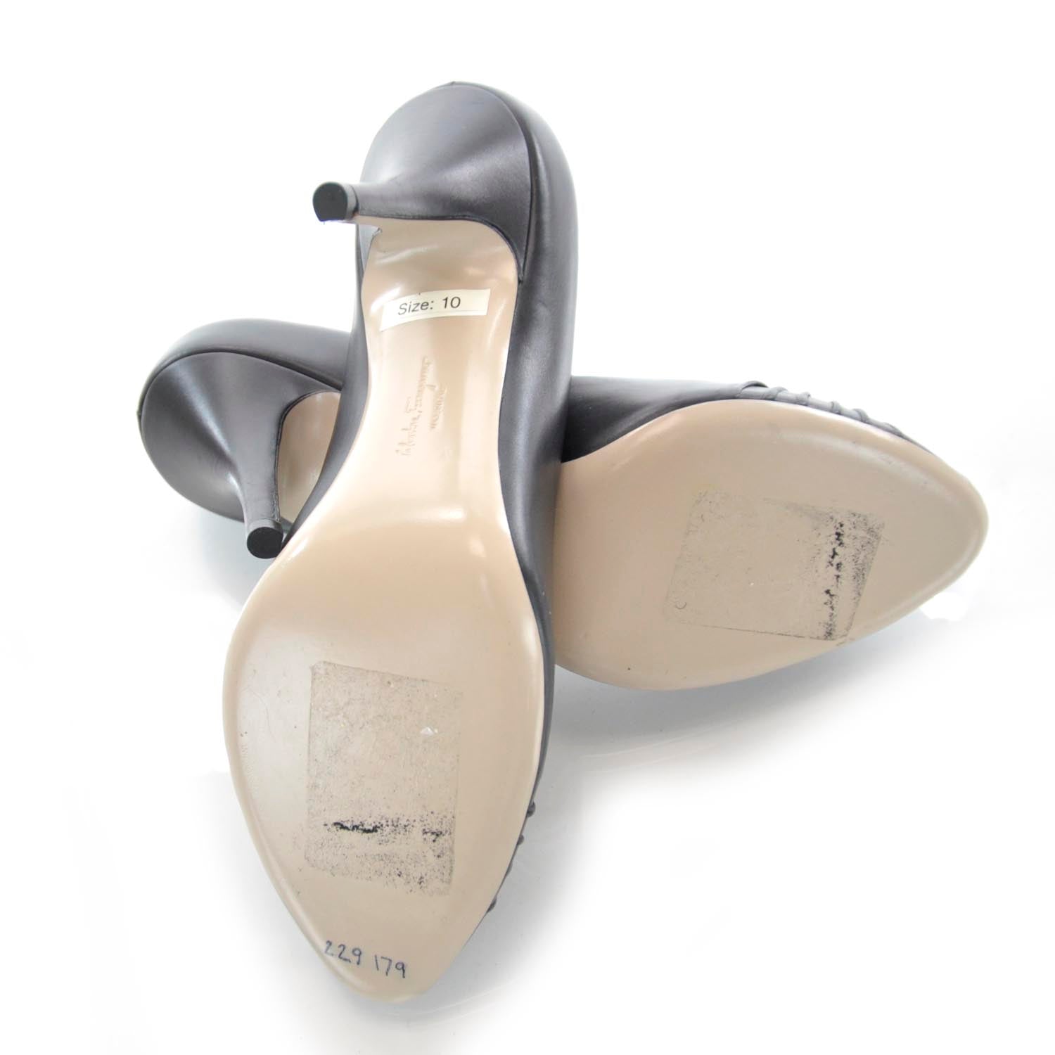 FASHIONPHILE SALVATOREFERRAGAMOLeatherMadreperlaPeepToeHeels10Black 4 of 6