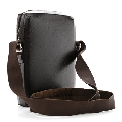 Louis Vuitton Monogram Glace Bobby Cafe 3 of 15