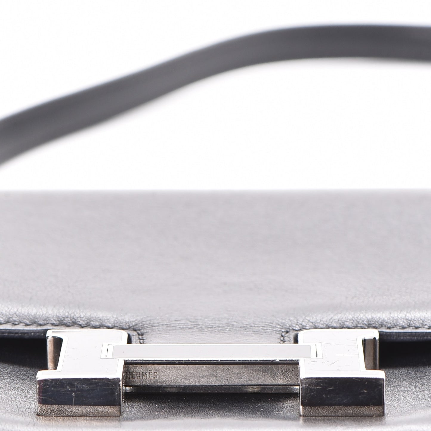 Veau Swift Enamel Constance 18 Black