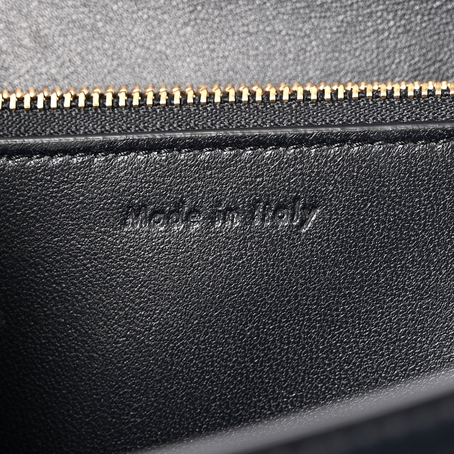 Box Calfskin Medium Classic Box Flap Bag Navy
