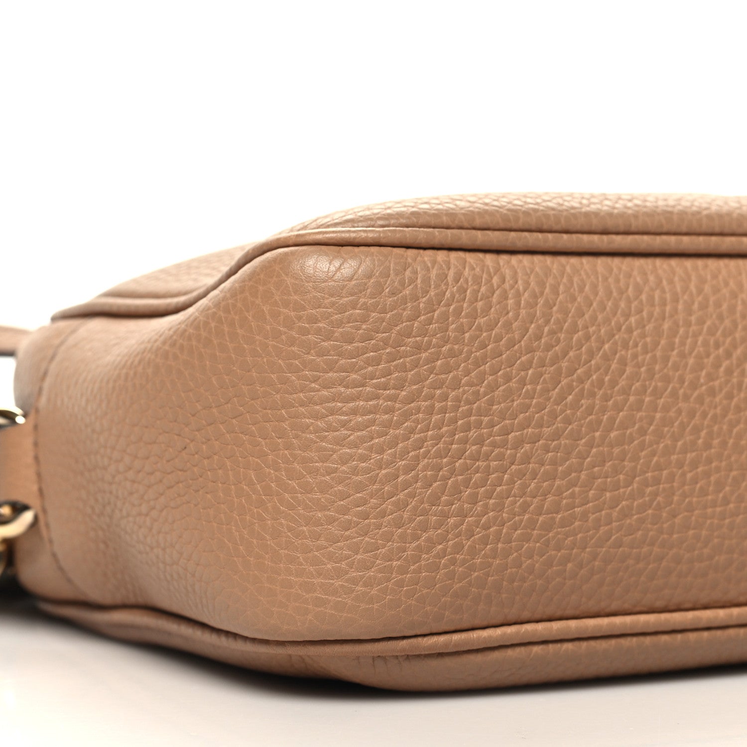 Gucci Pebbled Calfskin Small Soho Disco Bag Camelia 9 of 10