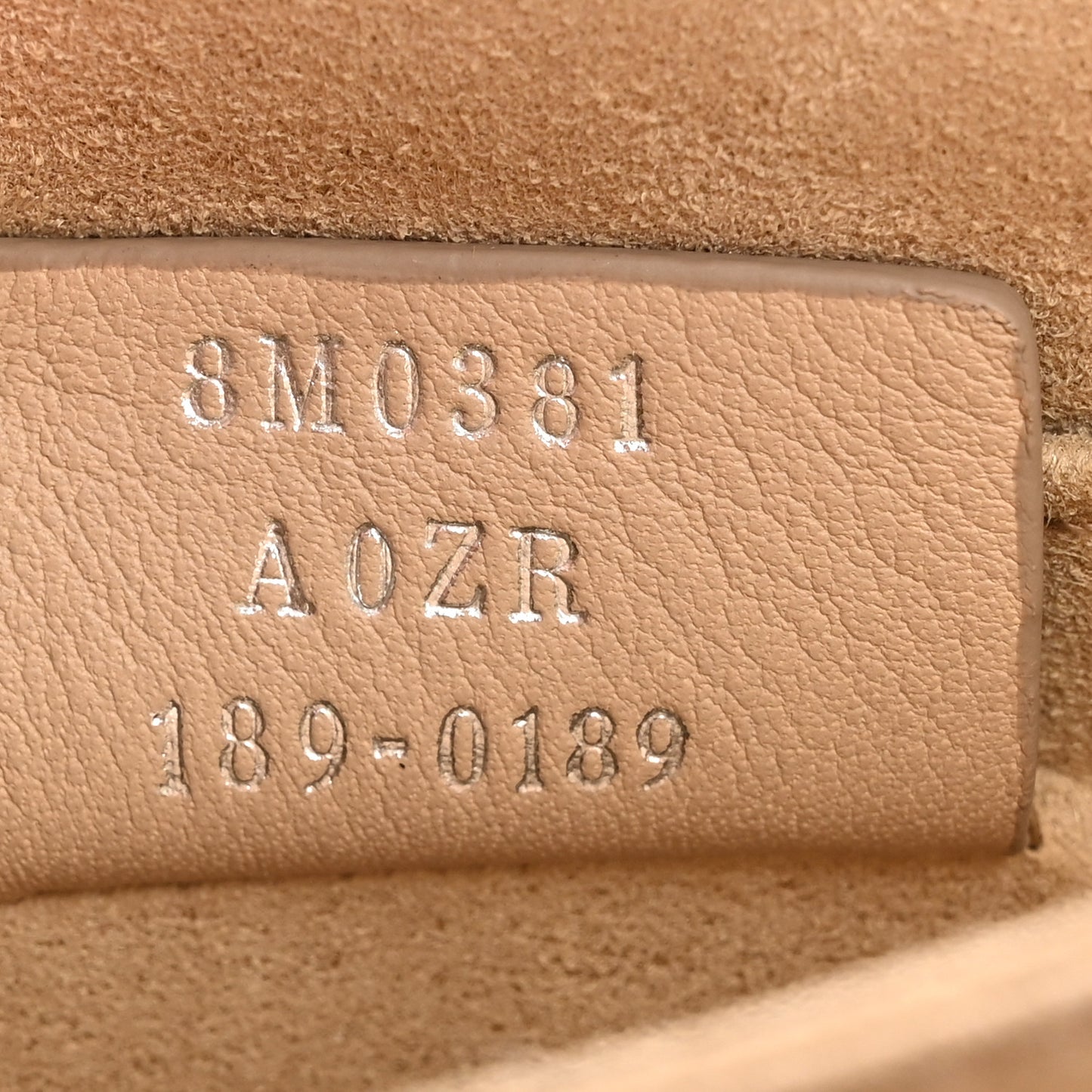 Vitello Liberty Scalloped Studded Small Kan I Shoulder Bag Grigio Perla