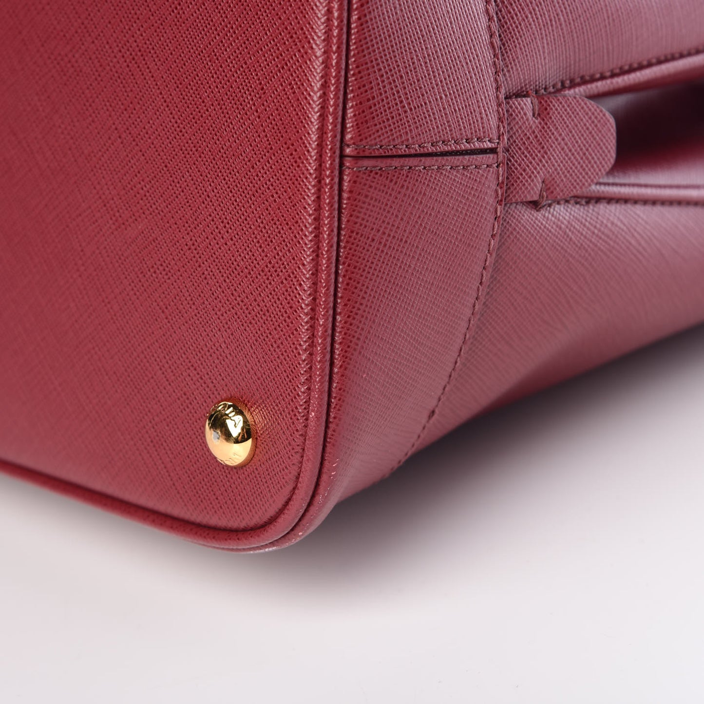 Saffiano Lux Open Promenade Tote Cherry