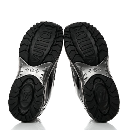 Louis Vuitton Monogram Discovery Lace Up Sneakers 9 Black Silver 5 of 8