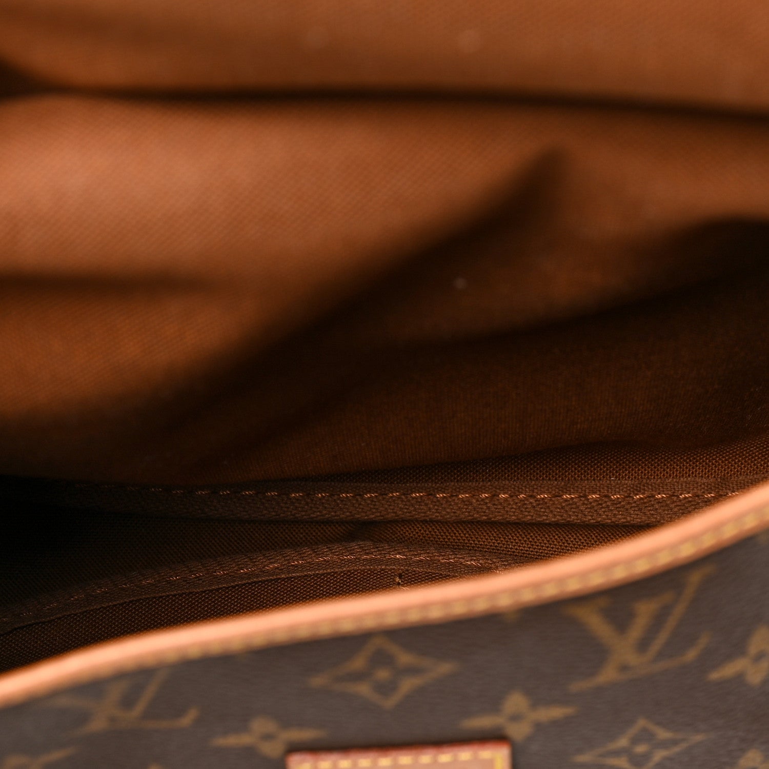 Louis Vuitton Monogram Saumur 30 5 of 10