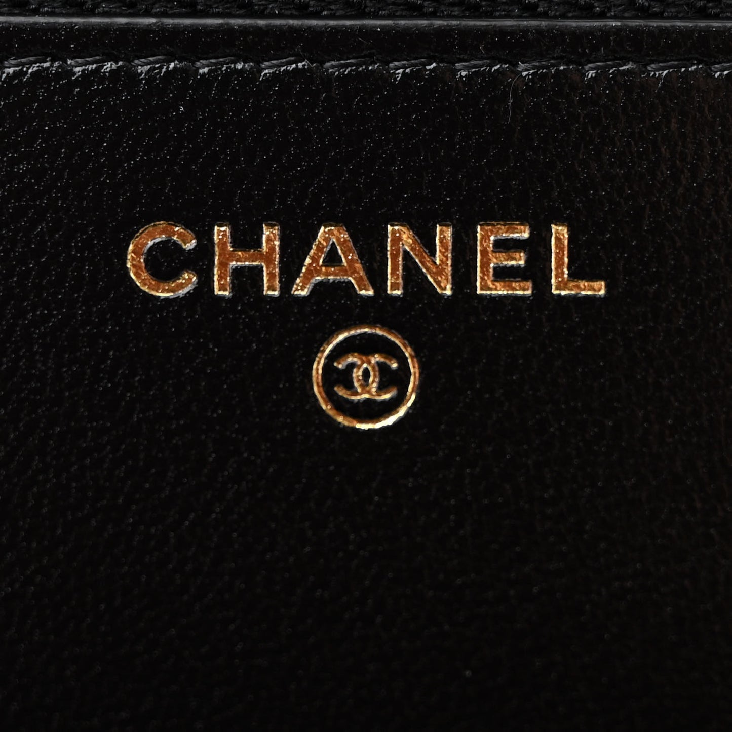 Shiny Lambskin Quilted Golden Links Wallet On Chain WOC Black