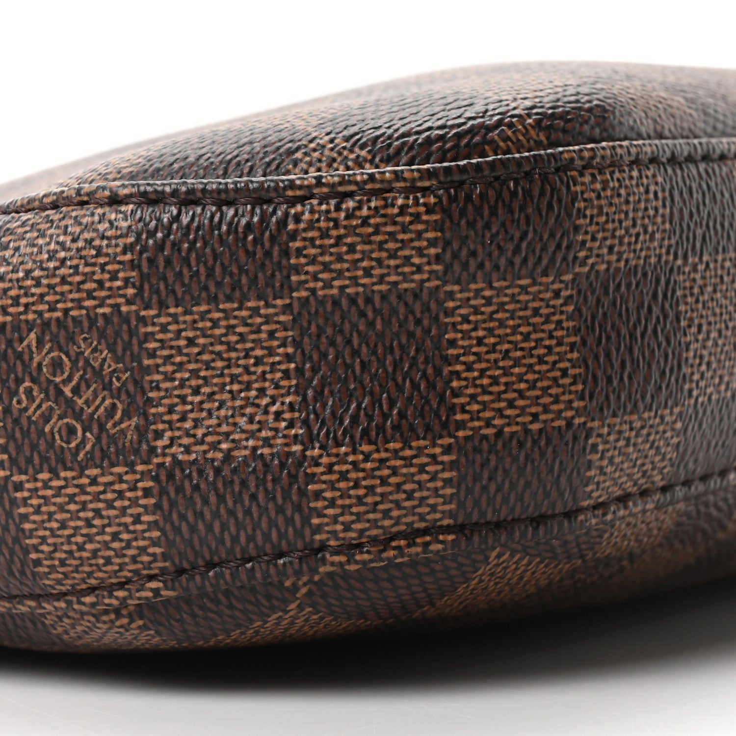 Louis Vuitton Damier Ebene South Bank Besace 9 of 10