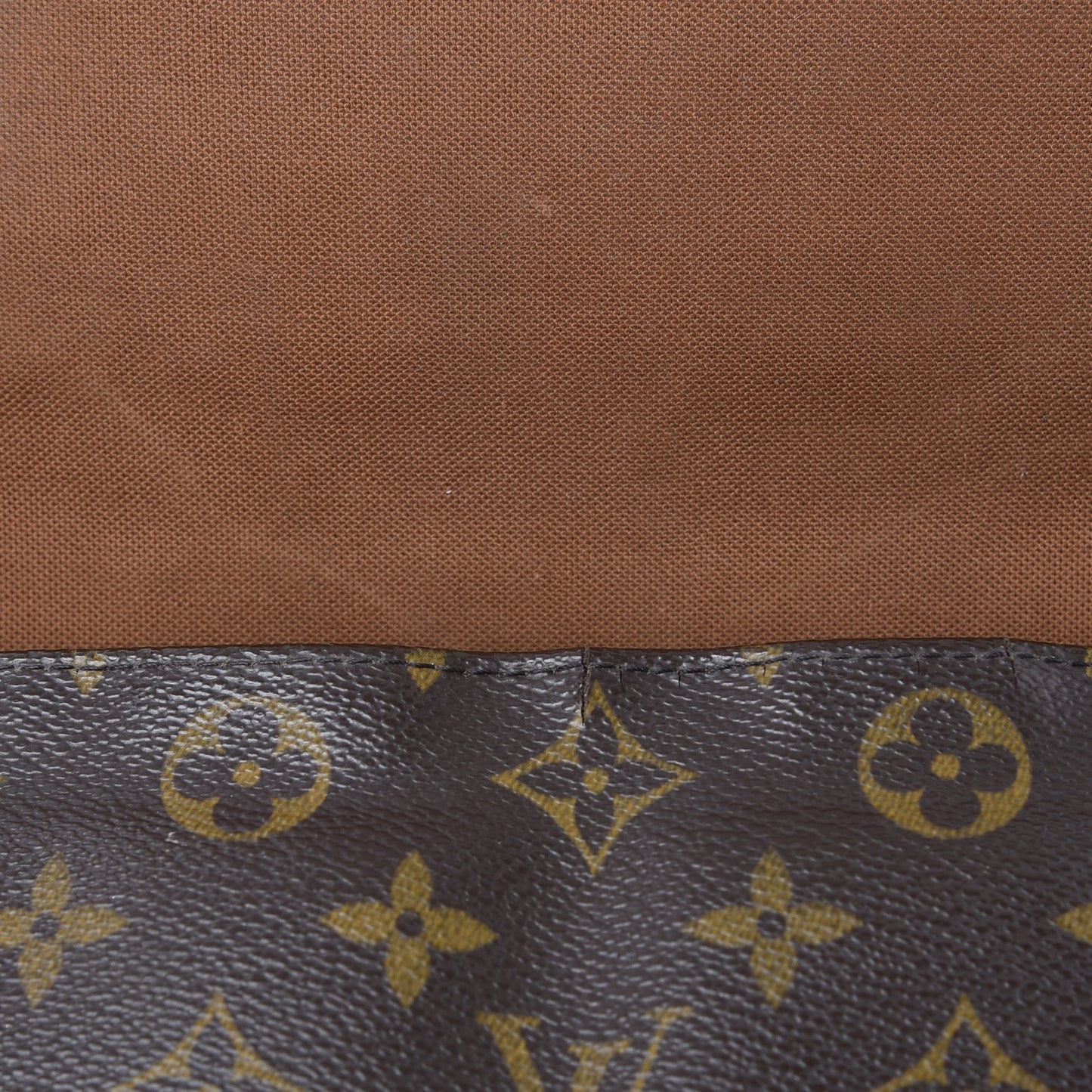 Monogram Mini Looping