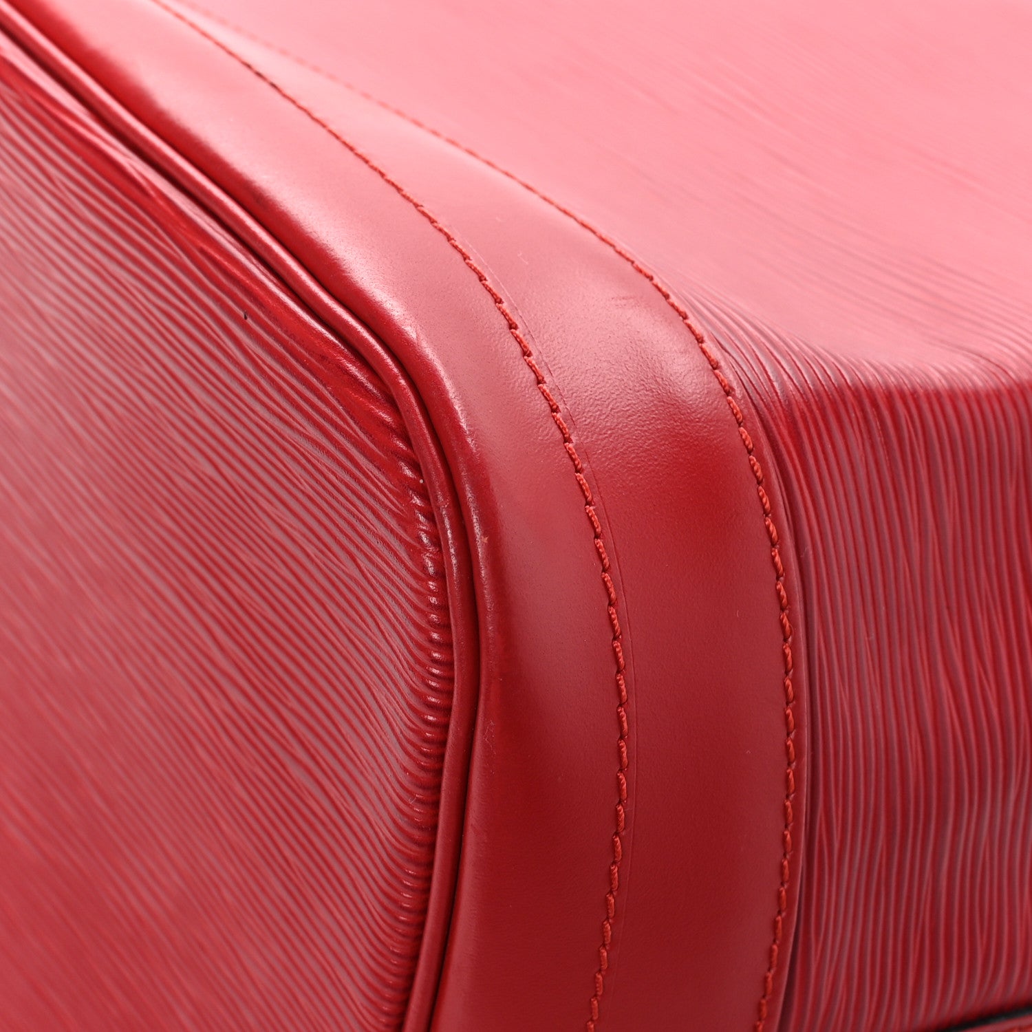 Louis Vuitton Epi Noe Castillan Red 12 of 12