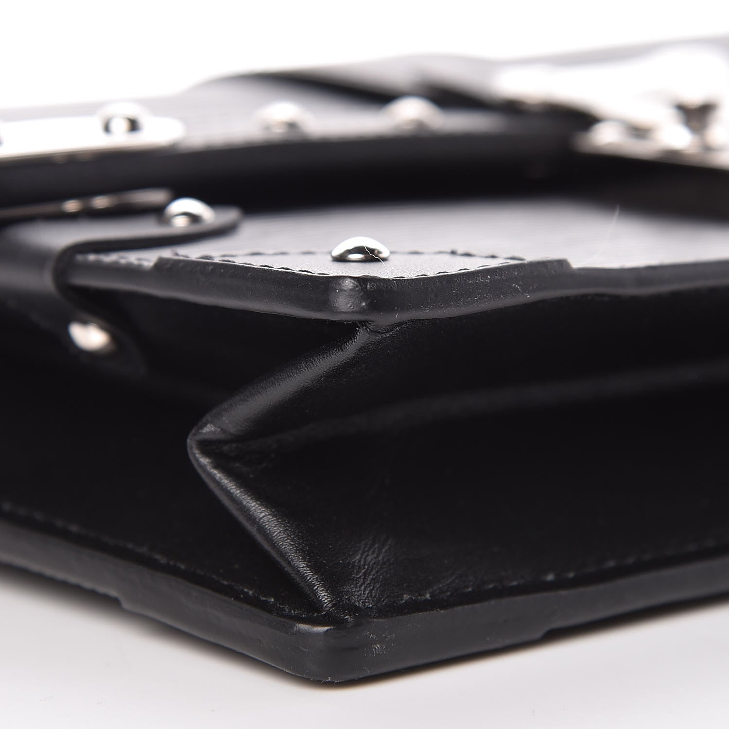 Louis Vuitton Epi Trunk Chain Wallet Black 7 of 8