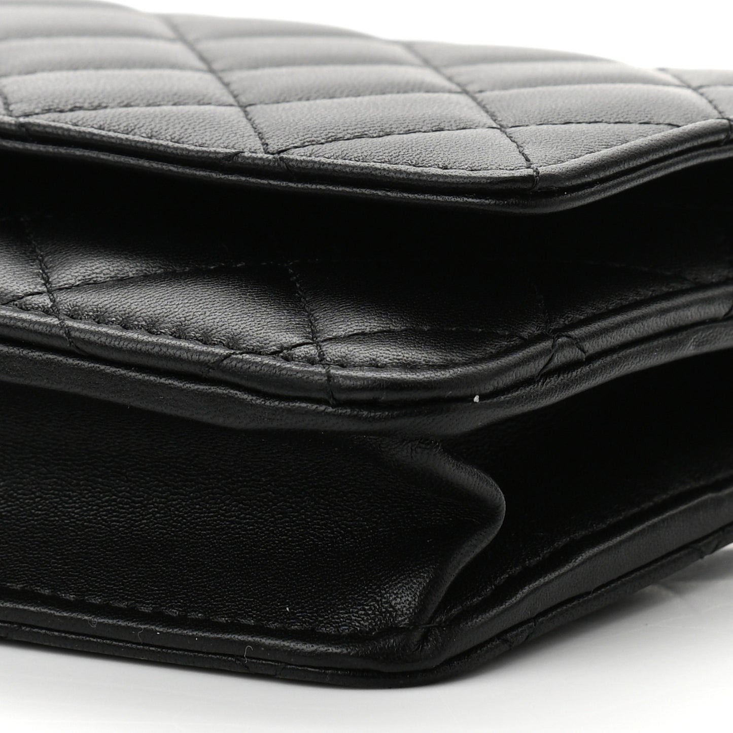 Lambskin Quilted Pearl Wallet On Chain WOC Black