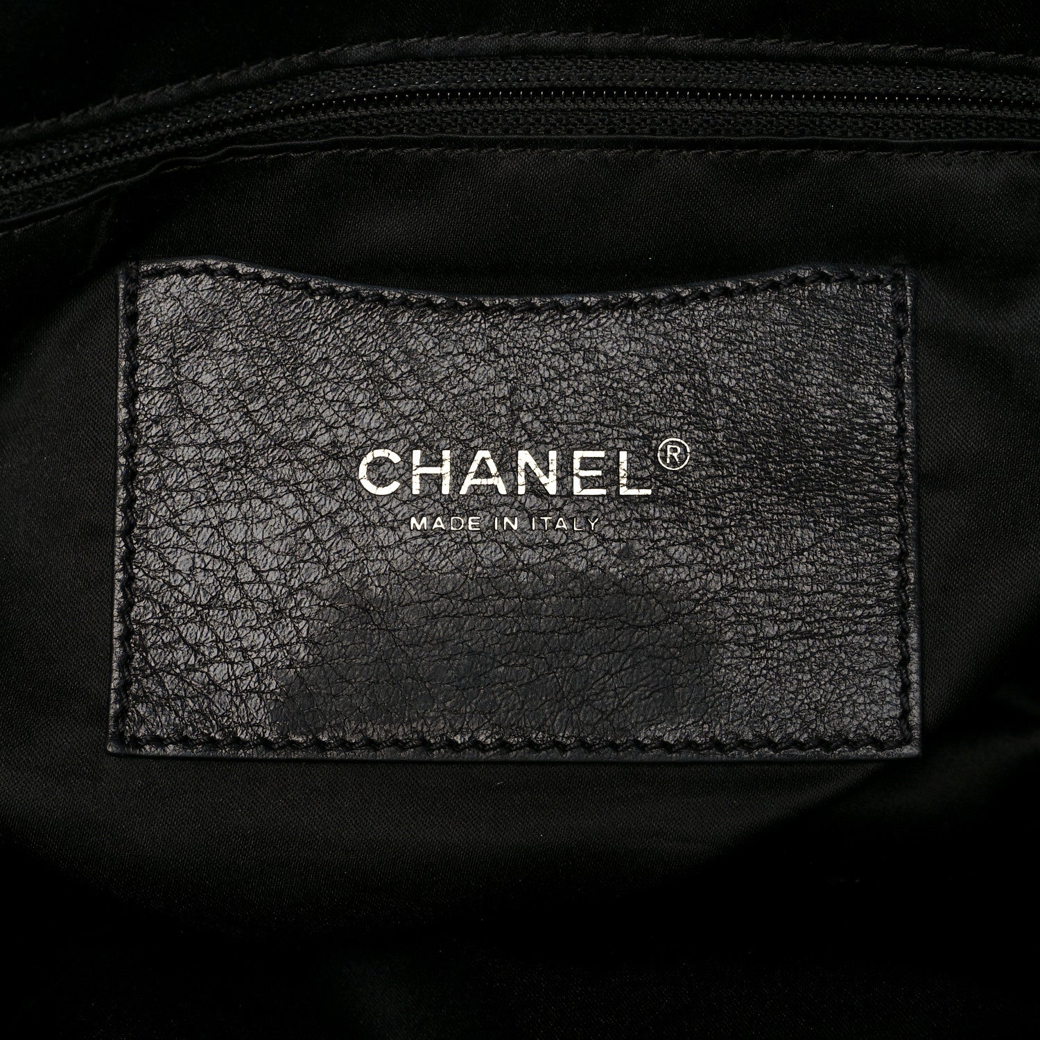 Chanel Glazed Calfskin Large On The Road Tote Black 5 of 8