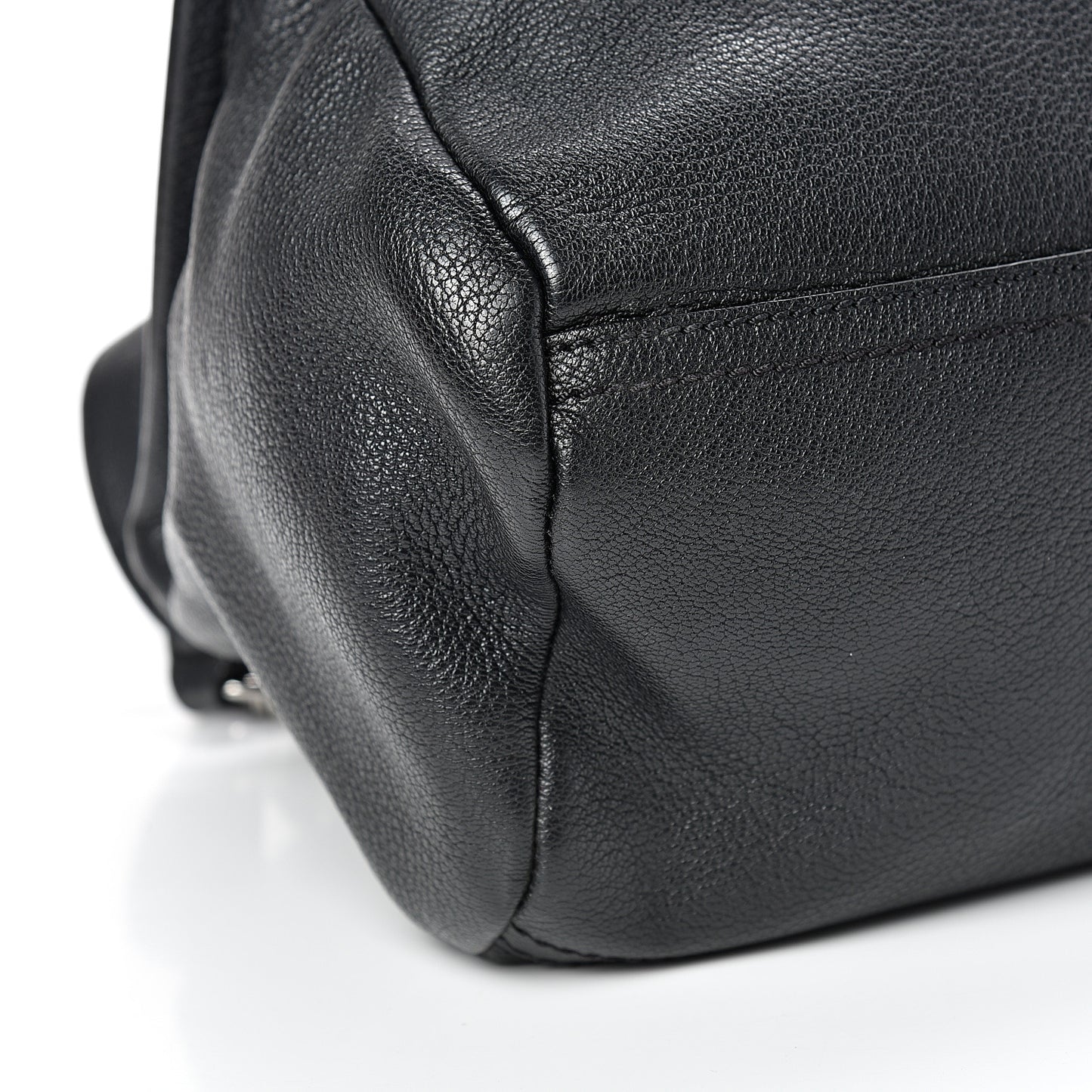 Sugar Goatskin Grommet Small Pandora Black