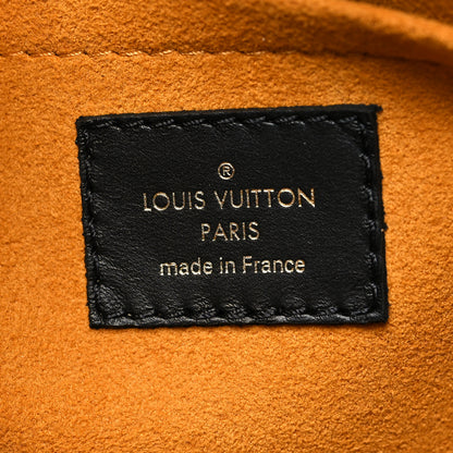 Louis Vuitton Calfskin Monogram Tufting On My Side Black 6 of 9