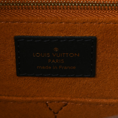 Louis Vuitton Empreinte Monogram Giant Onthego MM Black 6 of 9