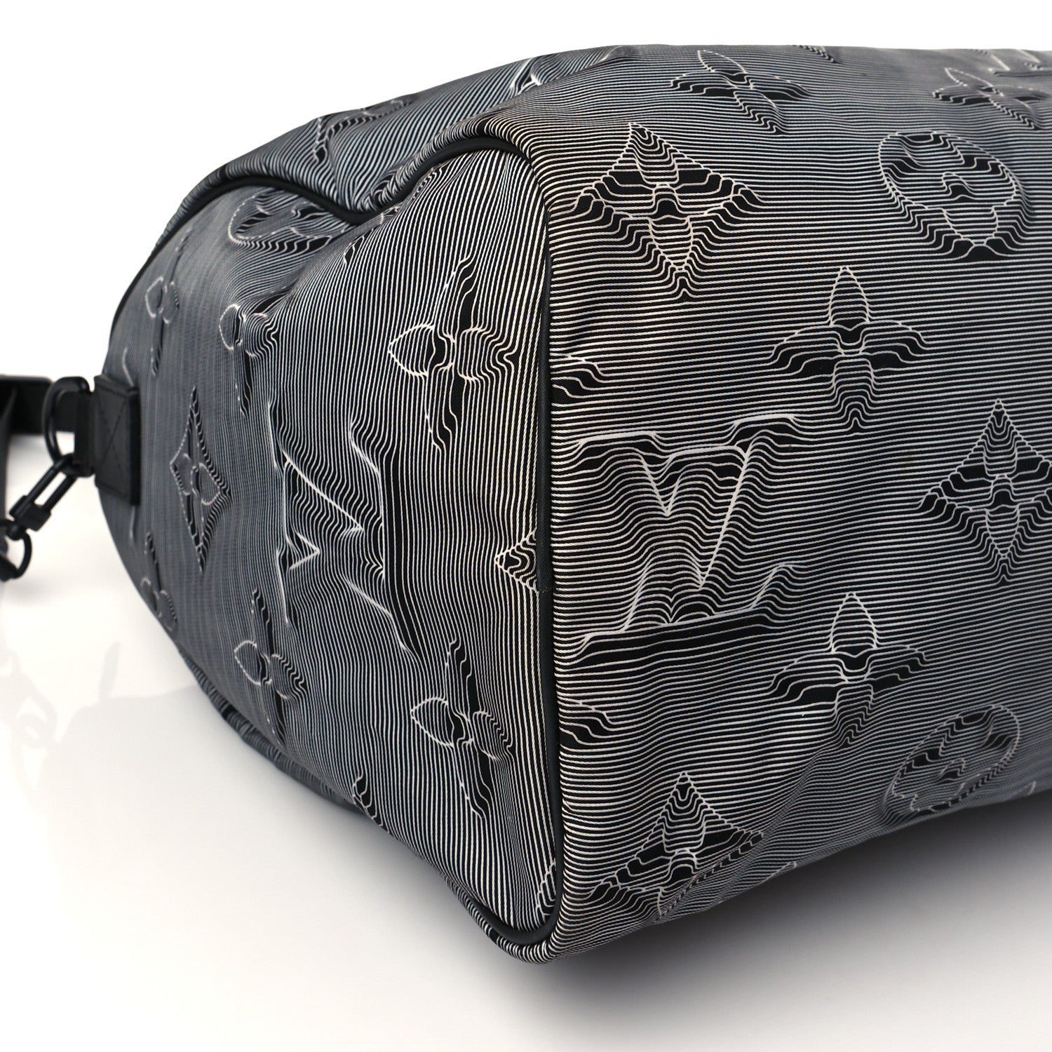 Louis Vuitton Monogram 2054 3D Reversible Keepall Bandouliere 50 Multicolor 8 of 9