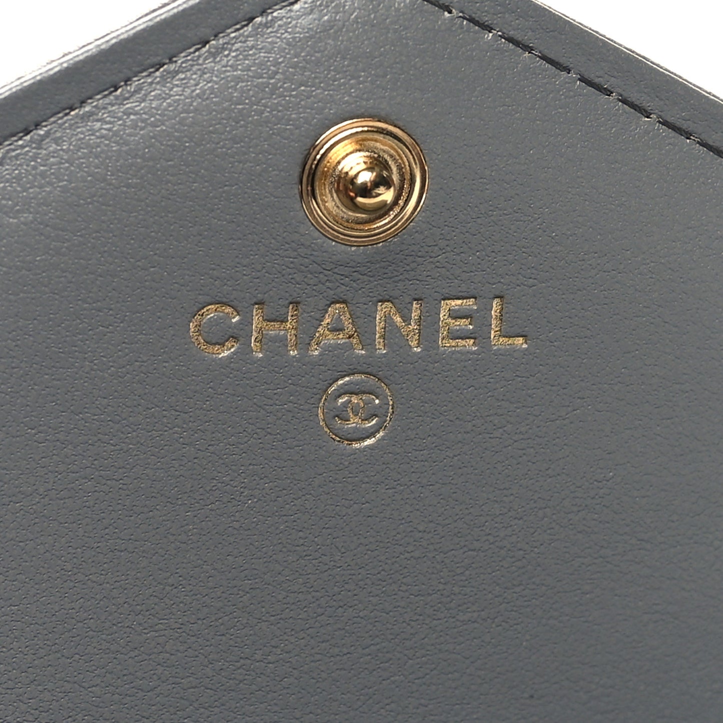 Lambskin Chevron Quilted Medallion Gusset Wallet Grey
