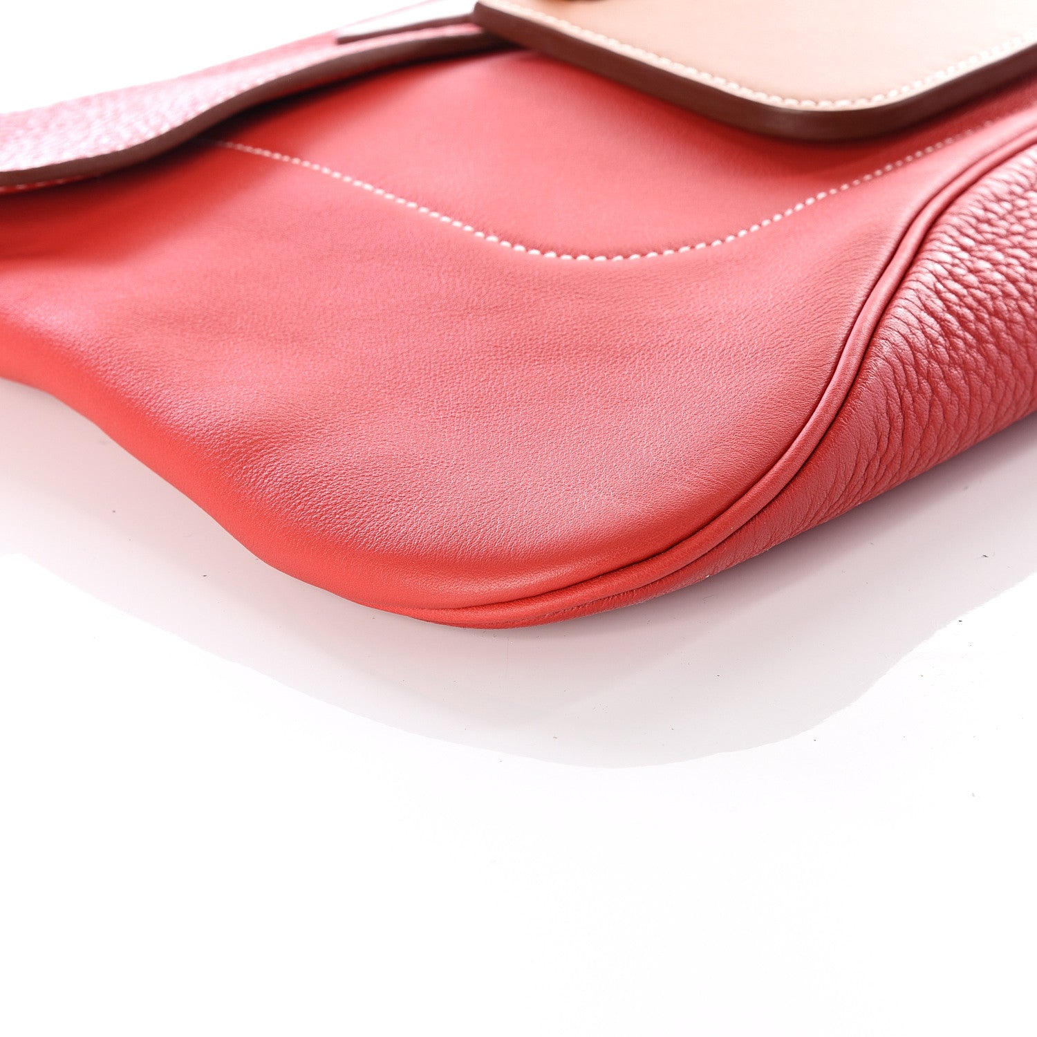 Hermes Swift Taurillon Clemence Vache Hunter Virevolte Pochette Vermillon Rouge Casaque Fauve 5 of 11