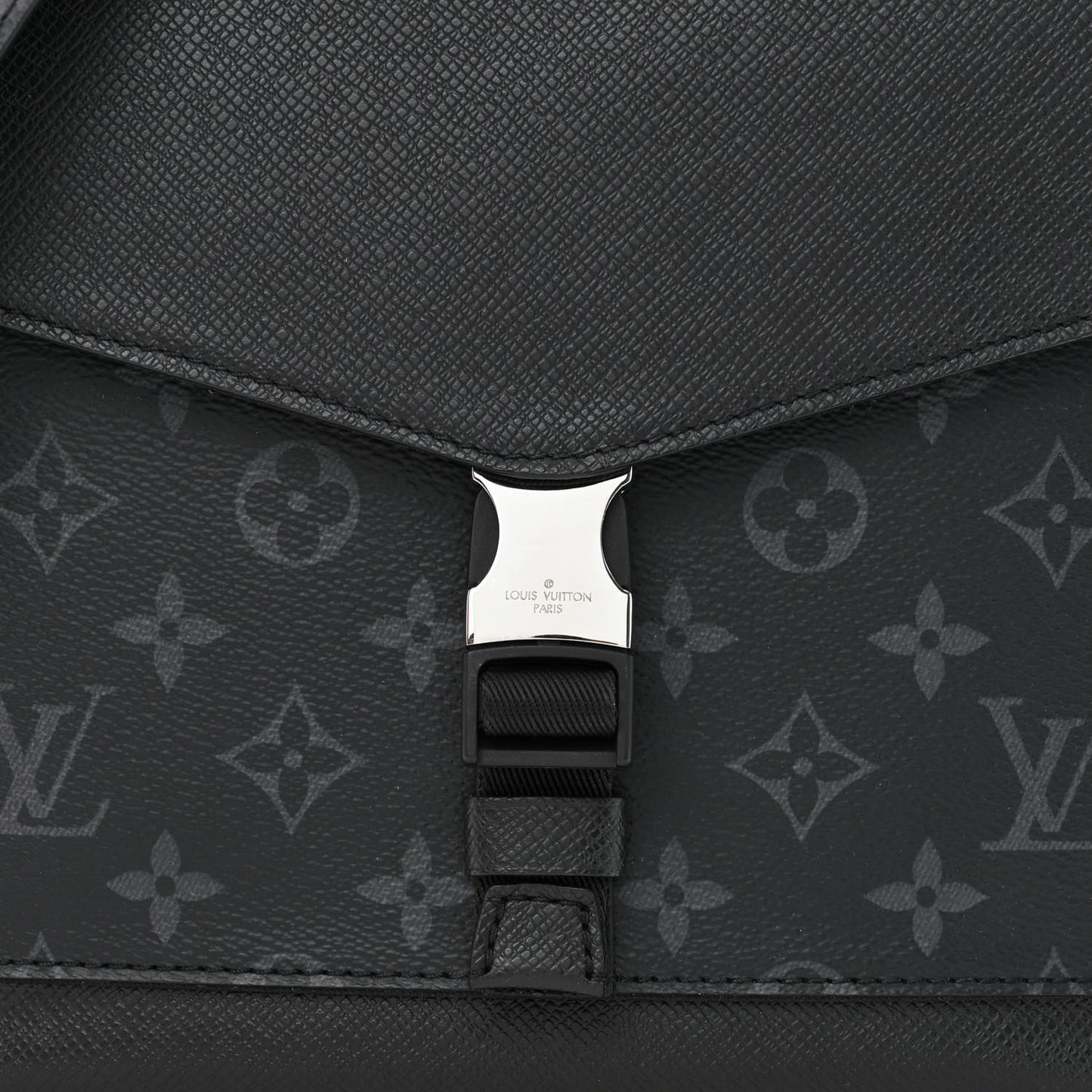 Taigarama Outdoor Flap Messenger Black
