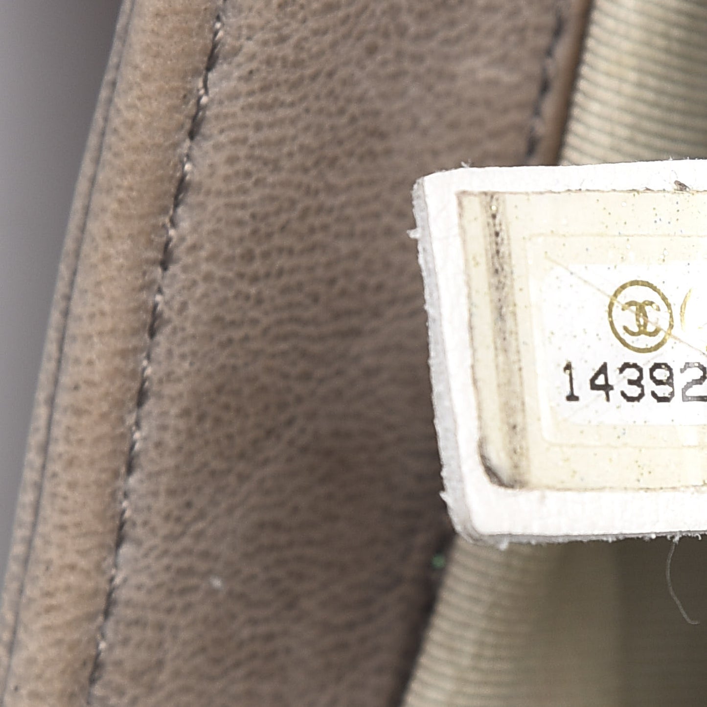 Washed Lambskin Quilted Medium Chain Around Messenger Taupe