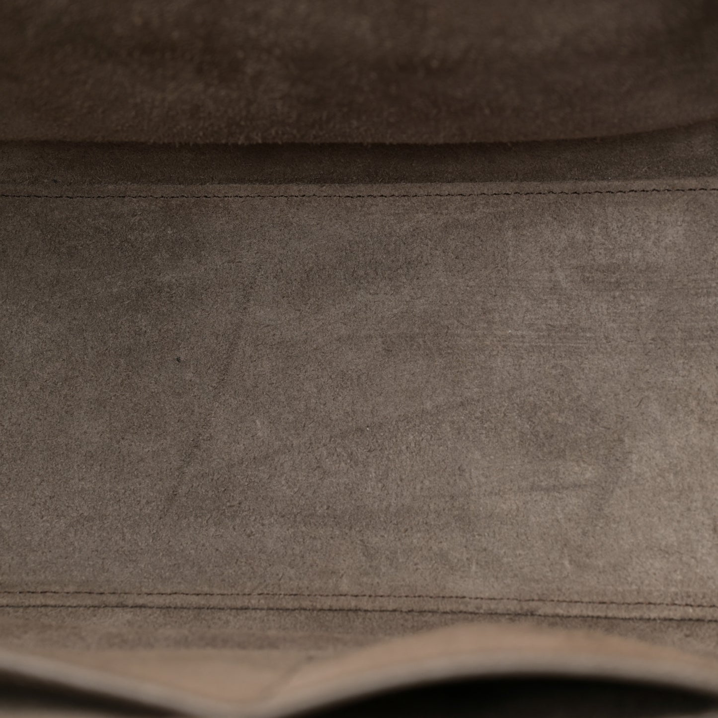 Drummed Calfskin Micro Luggage Souris