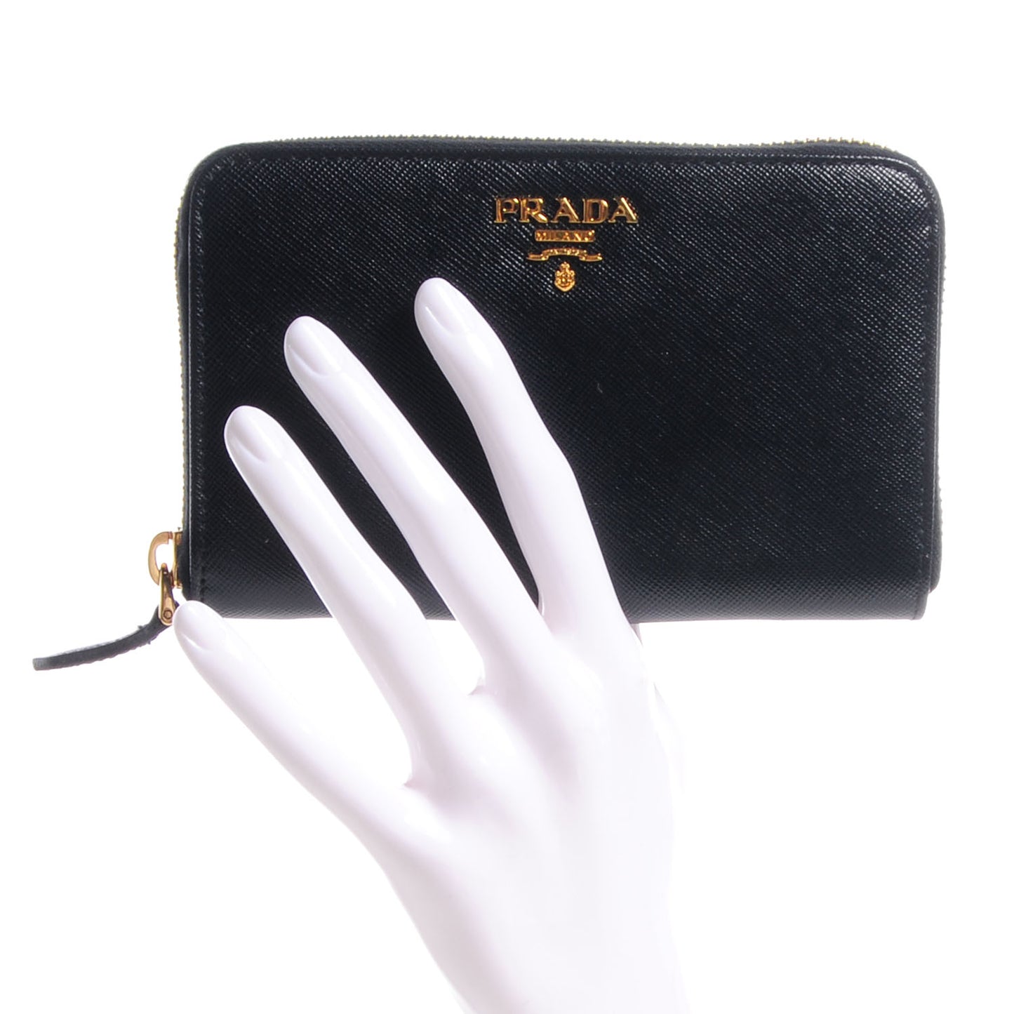 Saffiano Metal Zip Around Wallet Nero Black