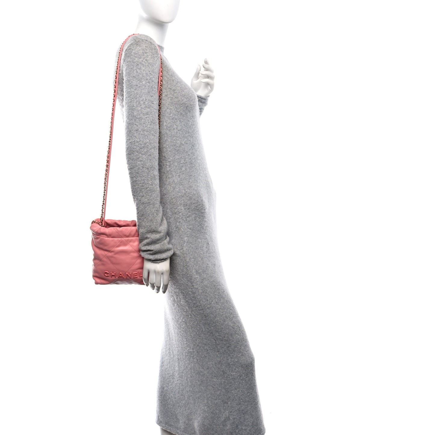 Shiny Caviar Quilted Mini Chanel 22 Coral