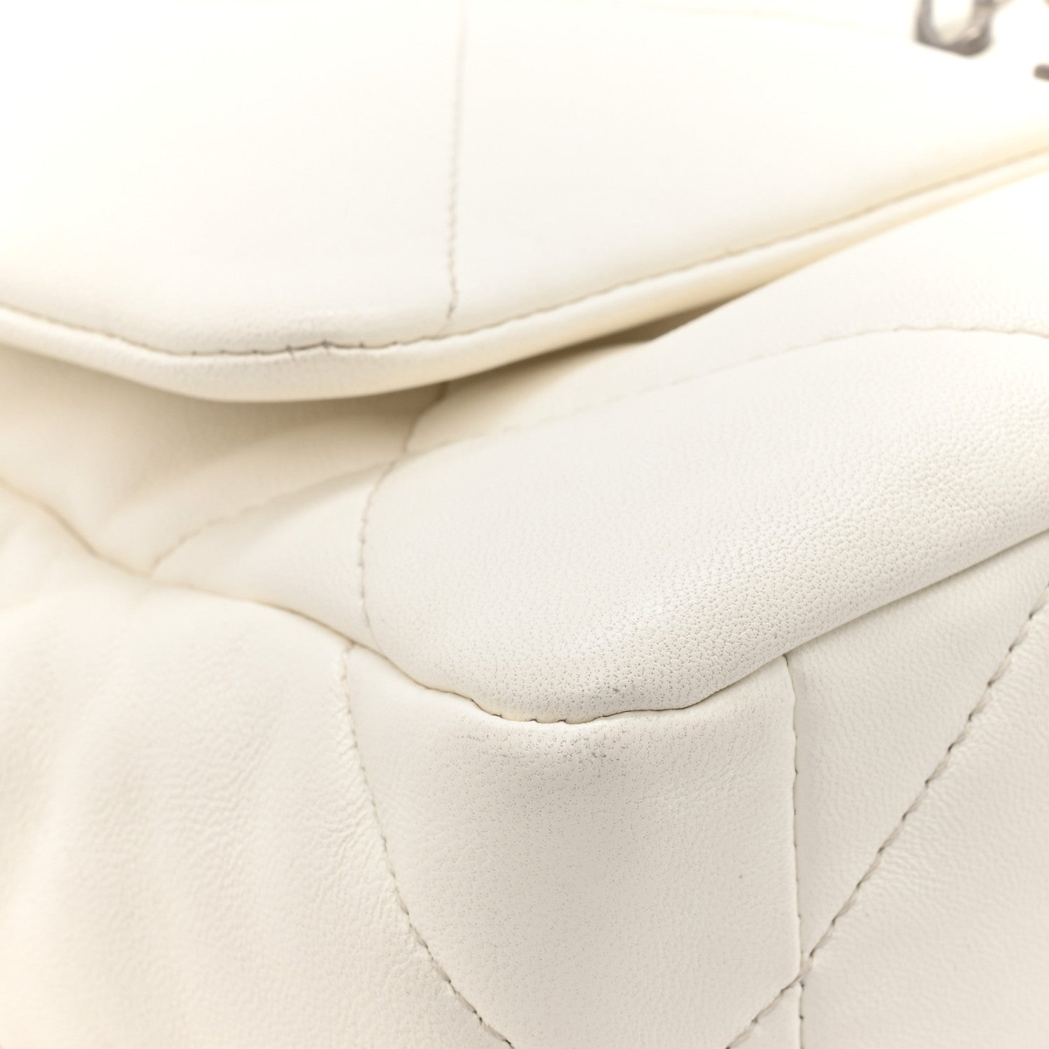 Chanel Lambskin Quilted Medium Chanel 19 Flap White 11 of 16
