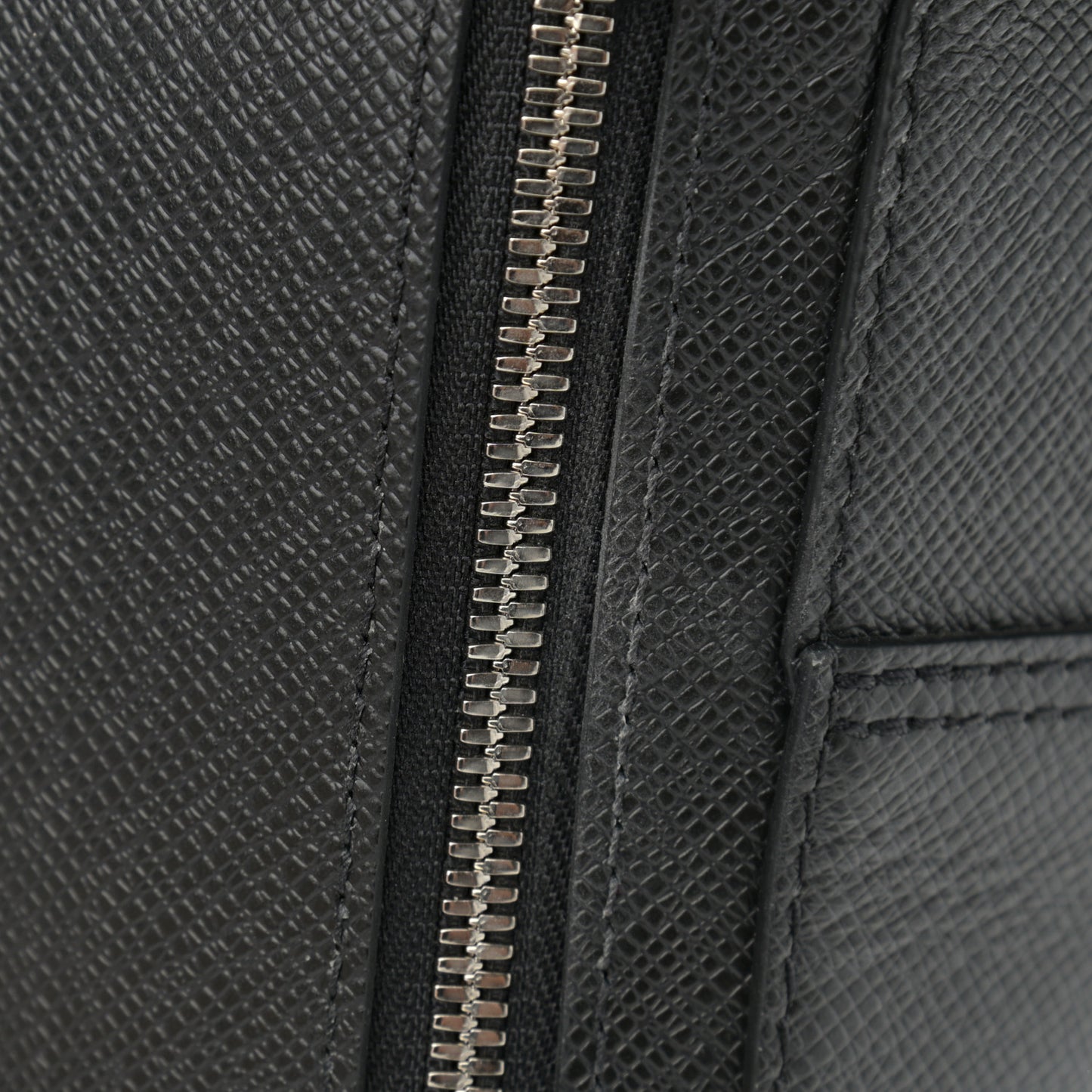 Taiga Briefcase Backpack Black