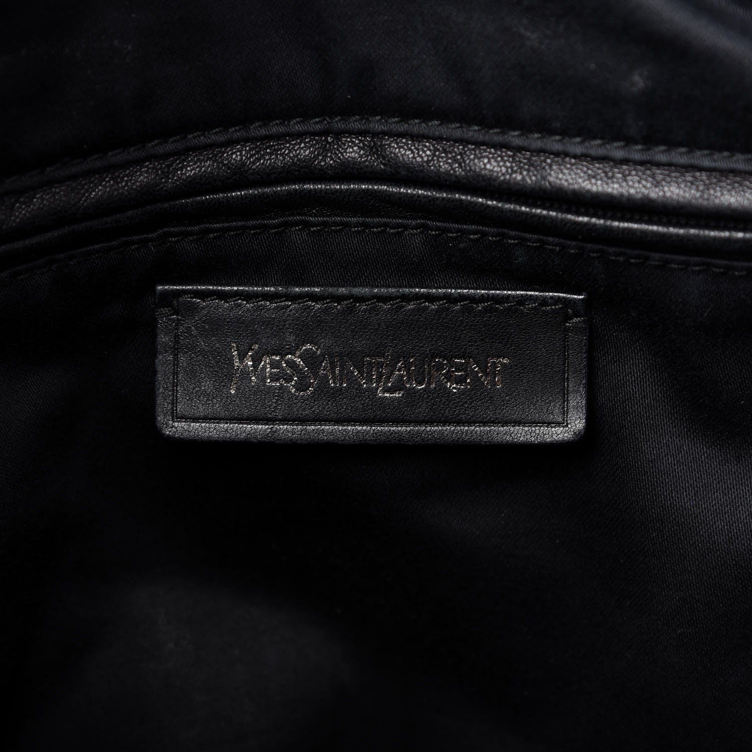 Saint Laurent Textured Patent Medium Easy Y Bag Black 8 of 16
