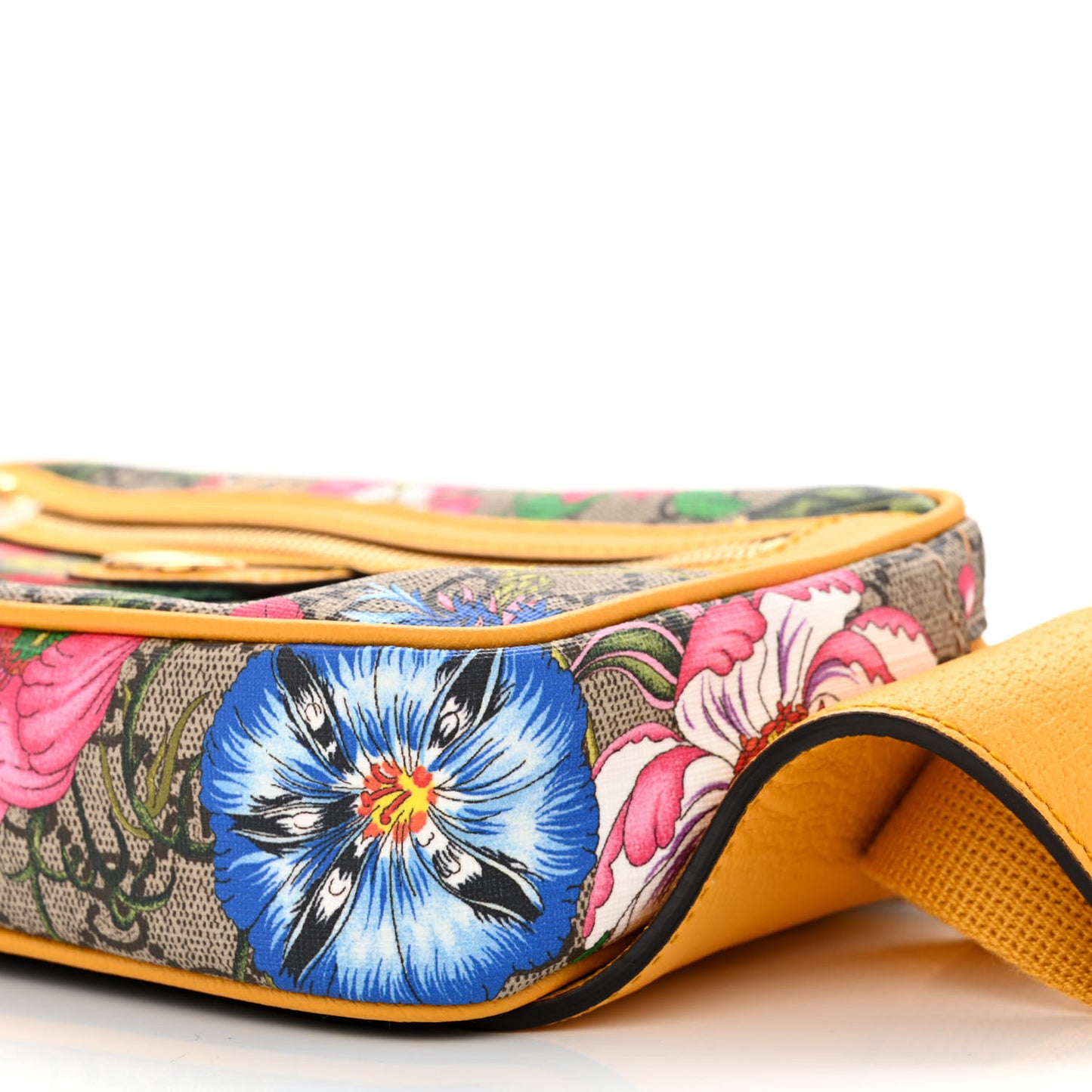 GG Supreme Monogram Flora Medium Ophidia Belt Bag Beige Multicolor Crop