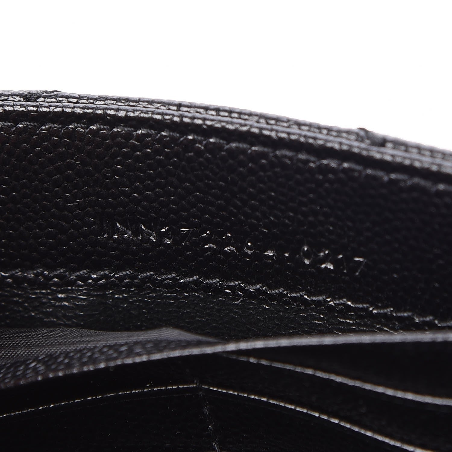Saint Laurent Grain De Poudre Matelasse Chevron Monogram Flap Wallet Black 8 of 9