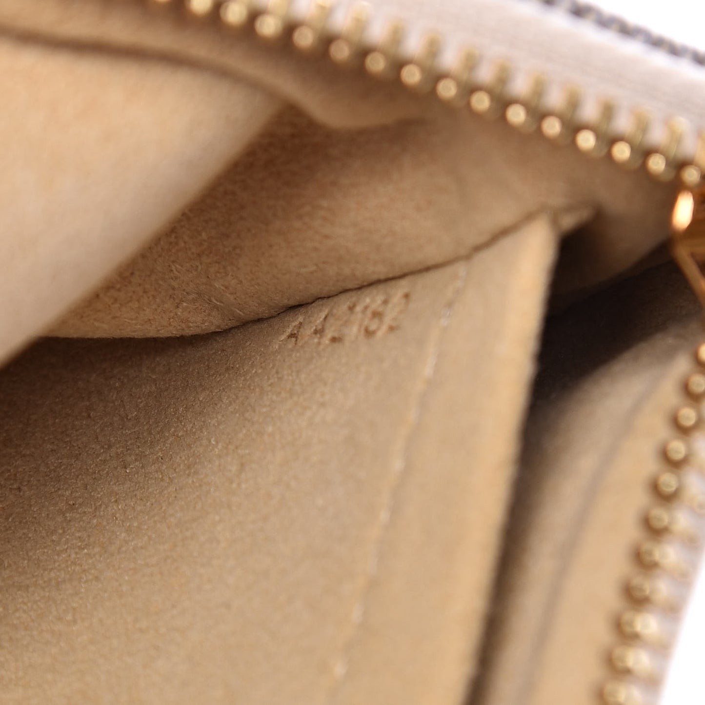 Damier Azur Pochette Milla MM