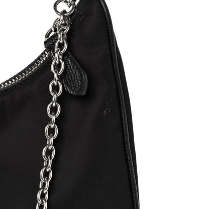 Prada Nylon Re-Edition 2005 Shoulder Bag Black 16 of 17