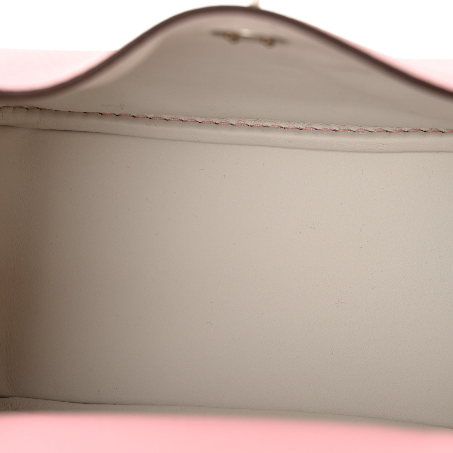 Hermes Taurillon Clemence Verso Mini Lindy 20 Rose Sakura Gris Perle 5 of 11